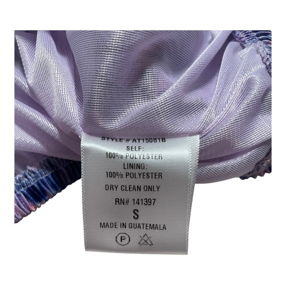 ASTR THE LABEL Pink and Blue Cropped Pleated Surplice Top SZ S​ - Picture 9 of 9